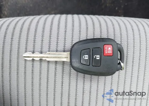 2015 Toyota Rav4 Xle из США, поврежденный, VIN 2T3RFREV6FW250040